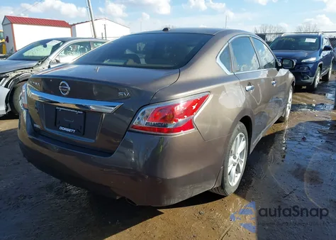 2015 Nissan Altima 2.5 Sv z USA, uszkodzony, nr VIN 1N4AL3AP3FC499107